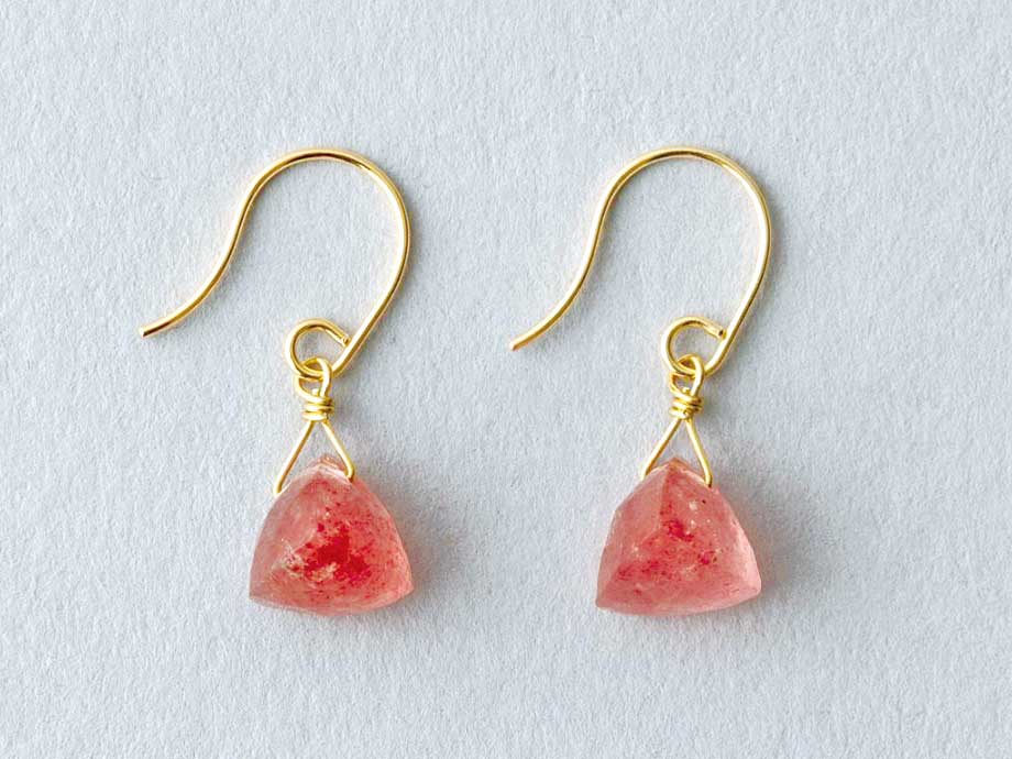 レッドアベンチュリン ピアス