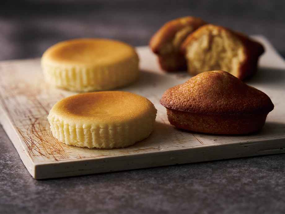 ミニチーズケーキ6個セットと焼菓子セット(2種類から1つ)