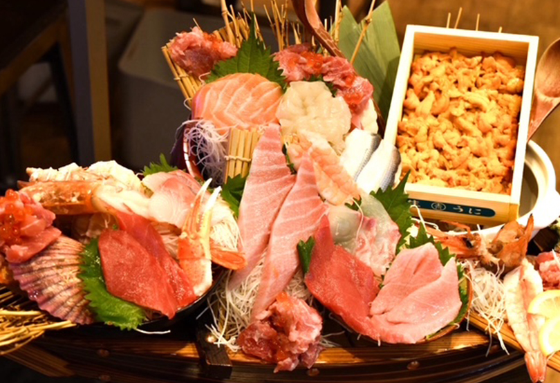 築地まぐろ屋の生ウニ1箱X'mas高級刺盛り